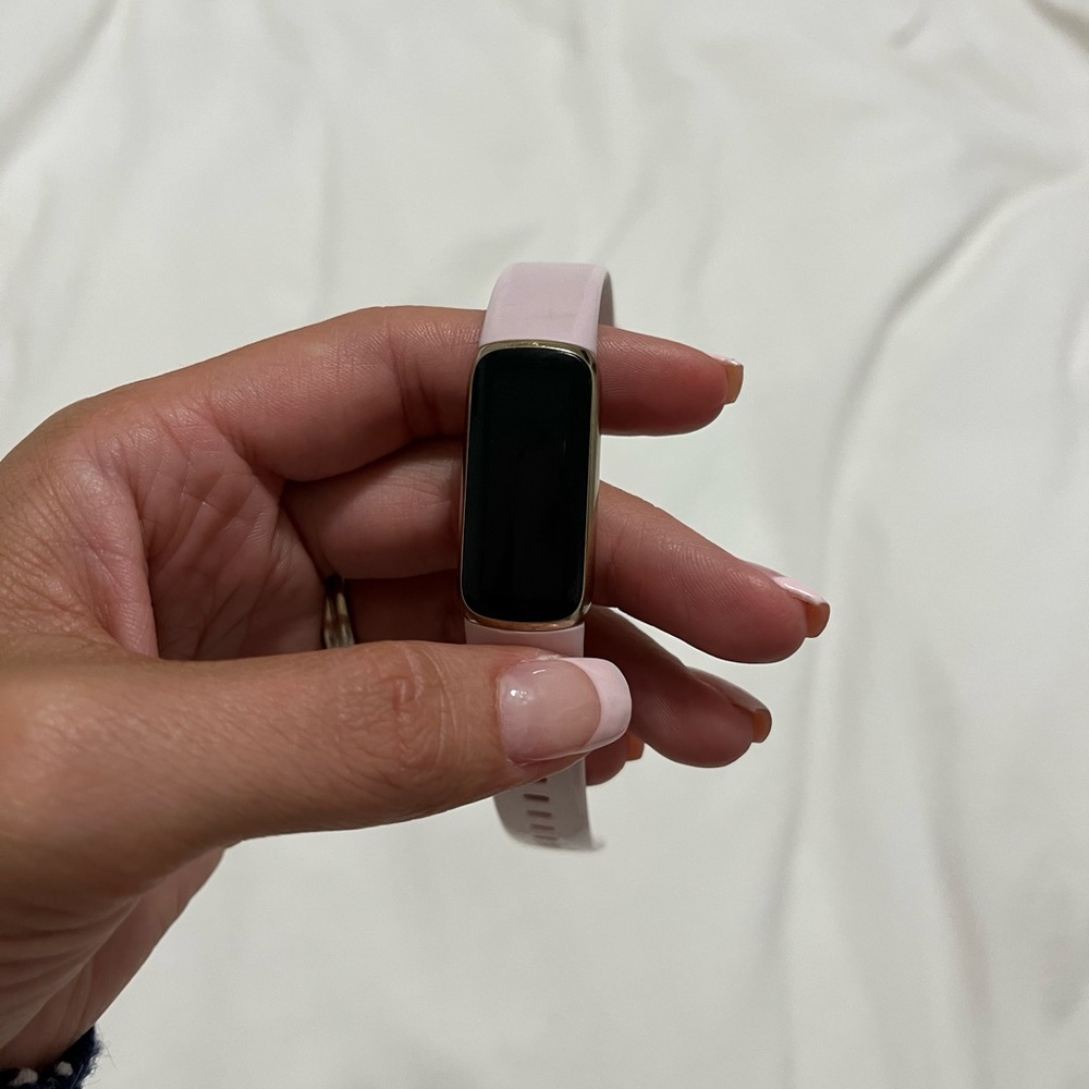 Fitbit Luxe